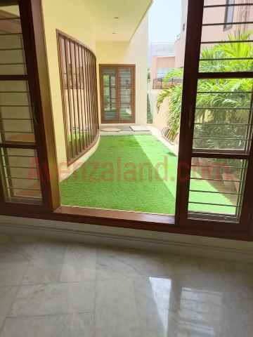 01 Kanal House for Sale phase 08 DHA Karachi