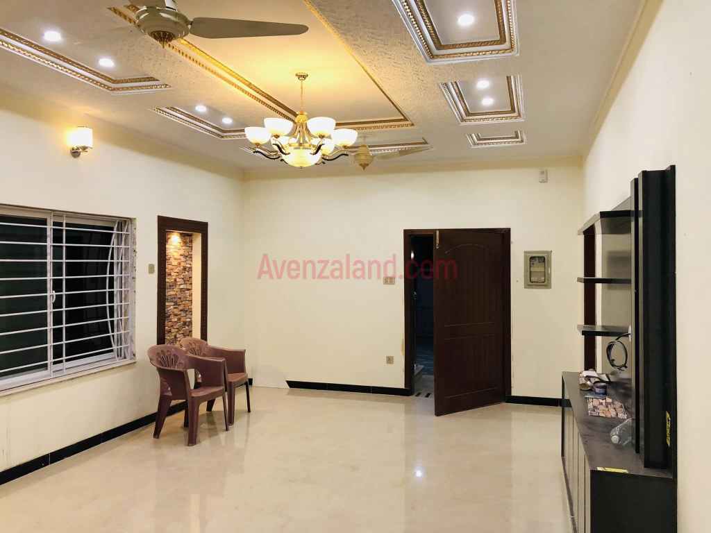 10 MARLA LUXURY HOUSE FOR SALE IN GULSHAN ABAD RAWALPINDI