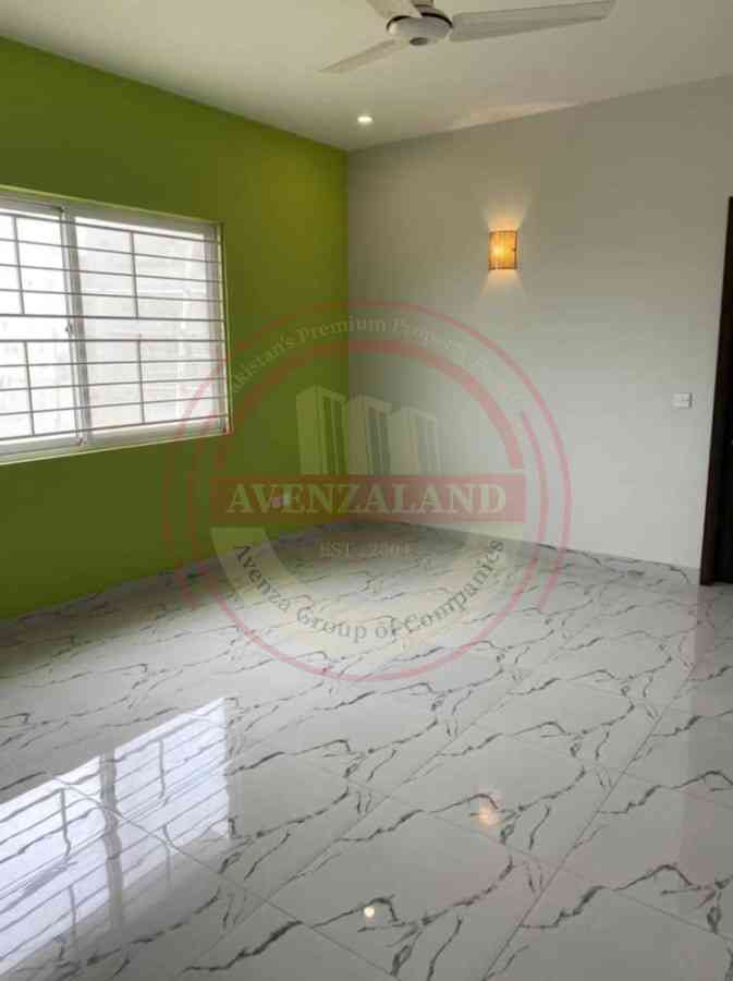 15 Marla House for rent Upper portion DHA Phase 8 Karachi