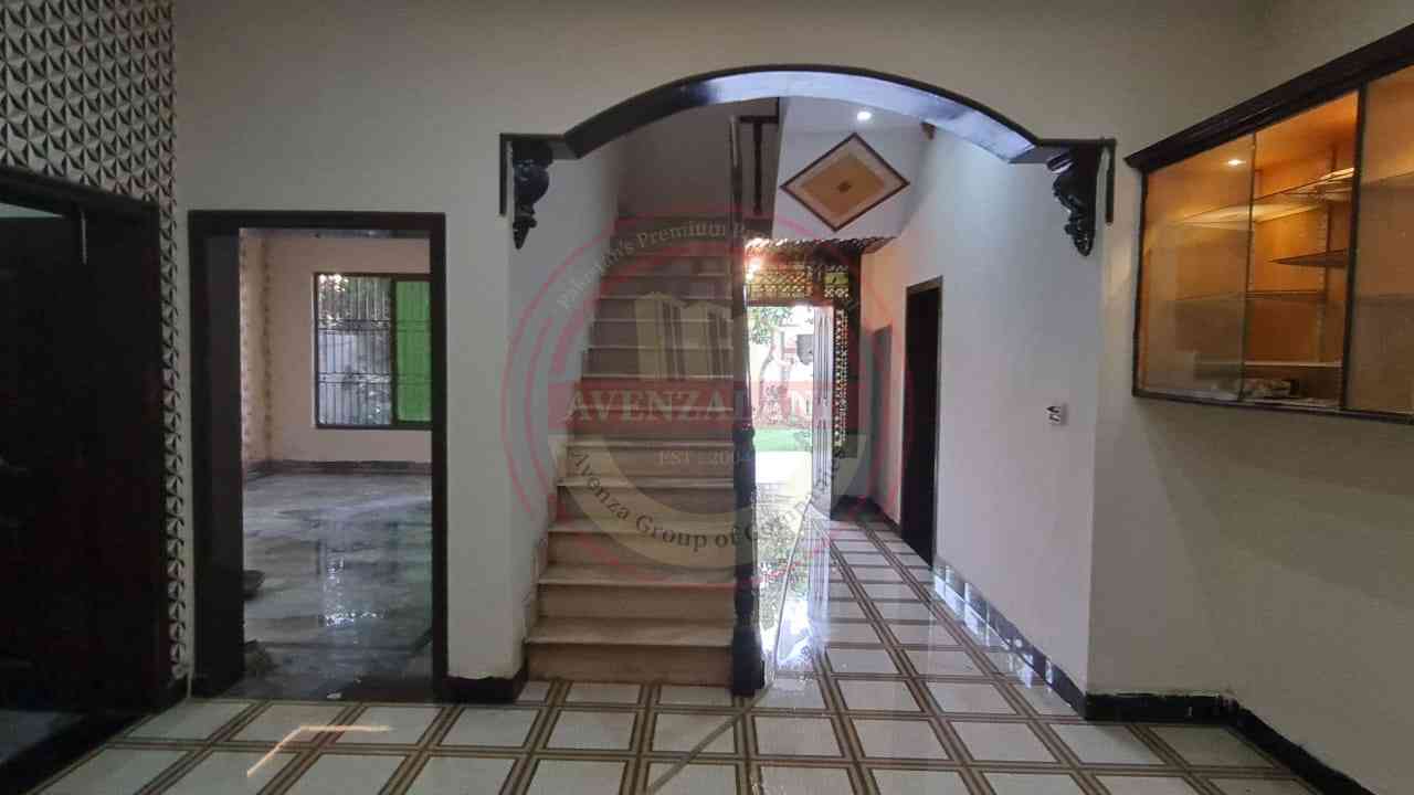 6 Marla house available for sale in zikriya town multan