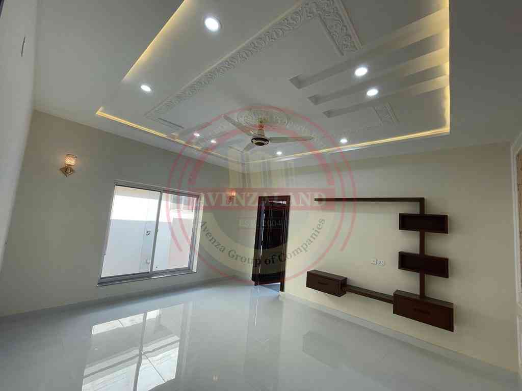 1 Kanal House For Sale in Royal Orchard Multan