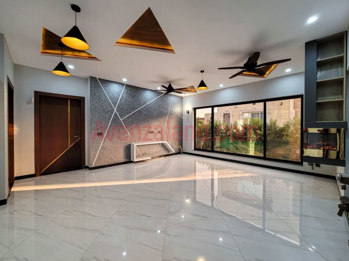 14 Marla House For Sale In Bahria Town, Rawalpindi