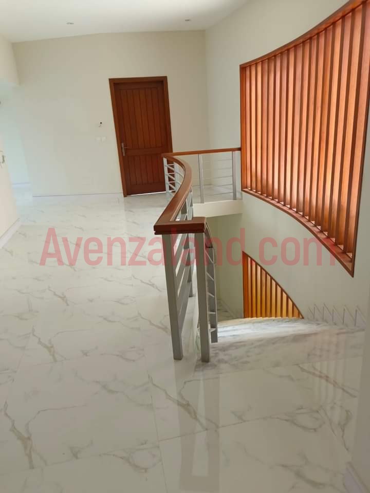 01 Kanal House for Sale phase 08 DHA Karachi