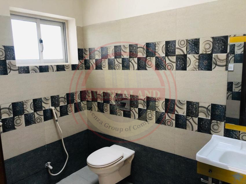 7.5 Marla House Available For Sale In Royal Villas City Faisalabad 