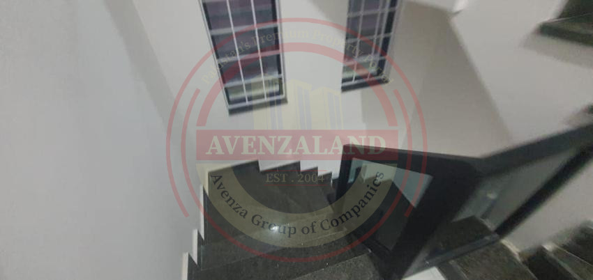 10 Marla House Available For Sale In Bahria Town Phase 8 Rawalpindi