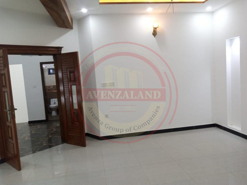 10 Marla House Available For Sale makan nasheman park  sheikhupura Lahore