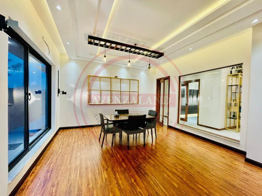 1 Kanal House Available For Sale In DHA Phase 7 Lahore