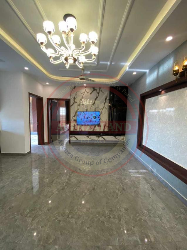 10 Marla House Available For Sale In Bahria Town Phase 2 Rawalpindi