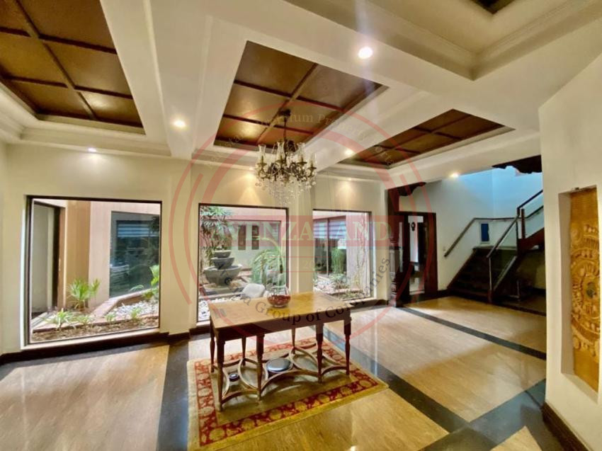 5 Kanal House For Sale In State Life Society Lahore.