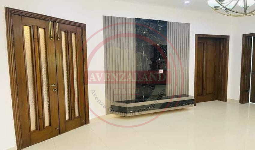 10 Marla House For Rent In Bahria Town Rawalpindi.