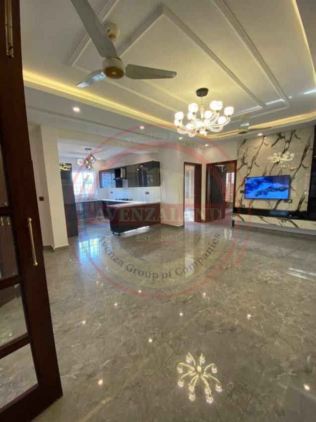 10 Marla House For Sale In Bahria Town Rawalpindi.