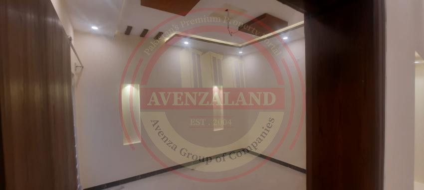 10 Marla House For Sale In Adyala Road Rawalpindi.