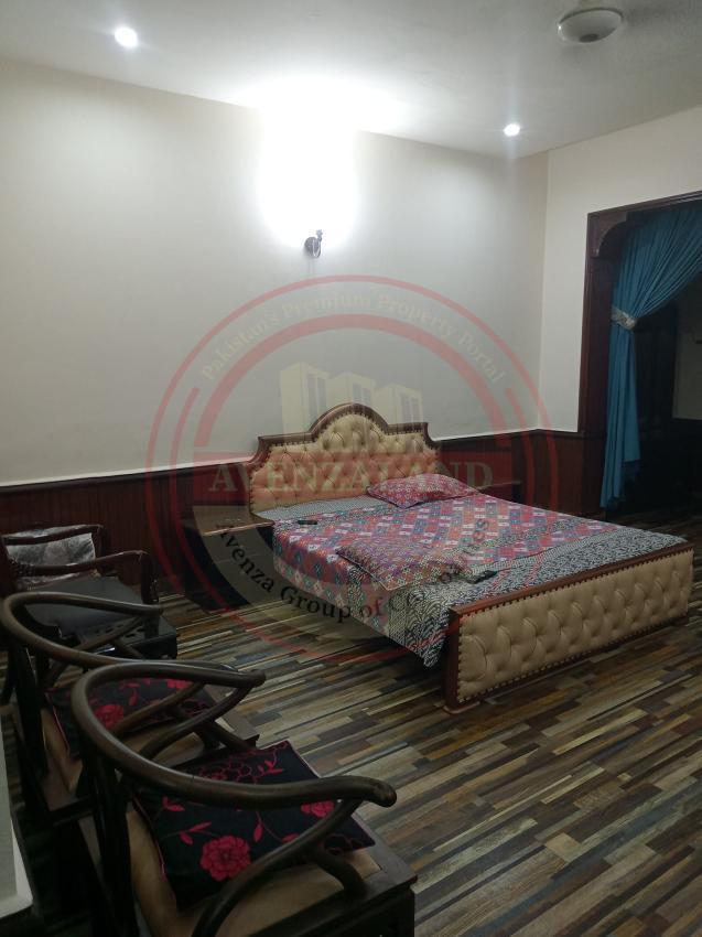 10 Marla House for Sale Shadman Colony
