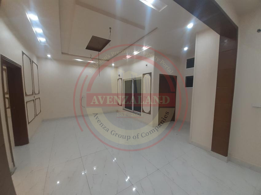 10 Marla House Available For Sale In Gardens Canal Road Faisalabad
