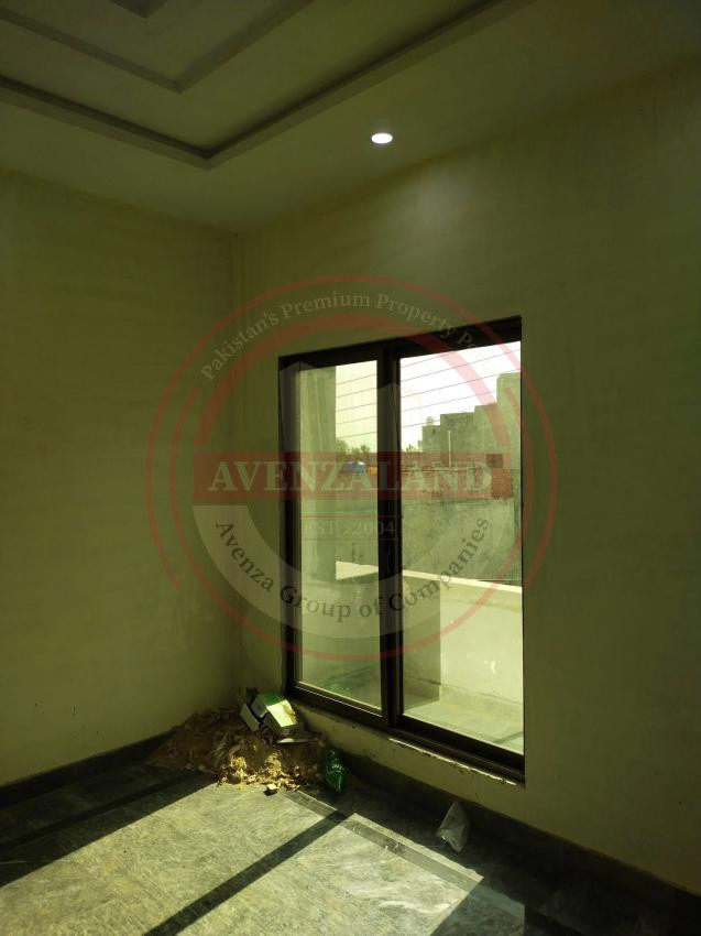 3 Marla House near in Ring Road  Lahore