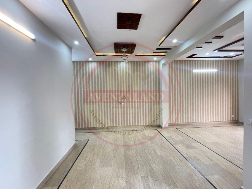 7 Marla House For Sale In Lake City Lahore.