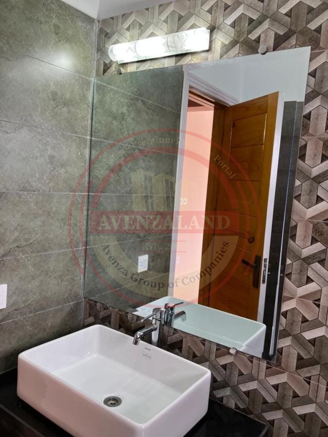 10 Marla House Available For Sale In Bahria Town Phase 8 Rawalpindi