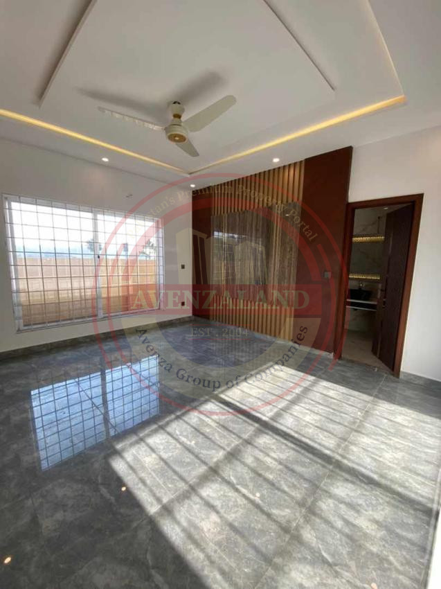 10 Marla House Available For Sale In Bahria Town Phase 2 Rawalpindi