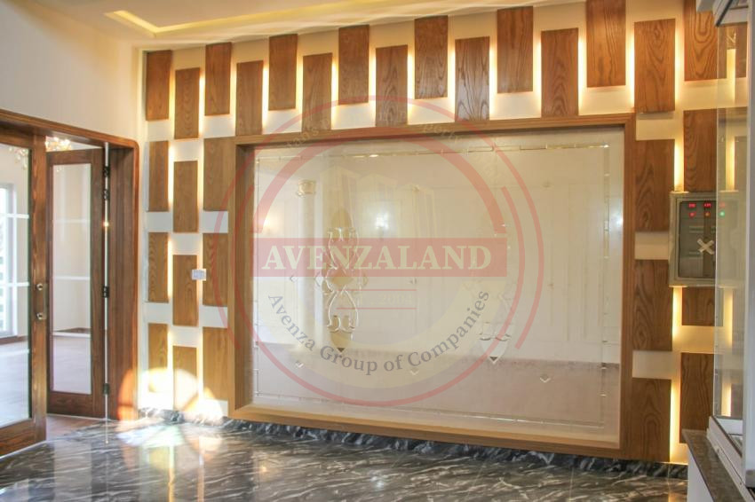 1 Kanal House For Sale In Johar Town, Lahore.