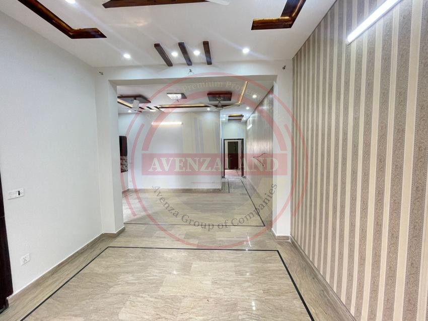 7 Marla House For Sale In Lake City Lahore.