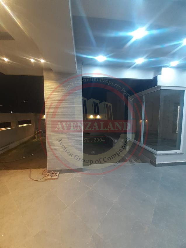 10 Marla House Available For Sale In Gardens Canal Road Faisalabad