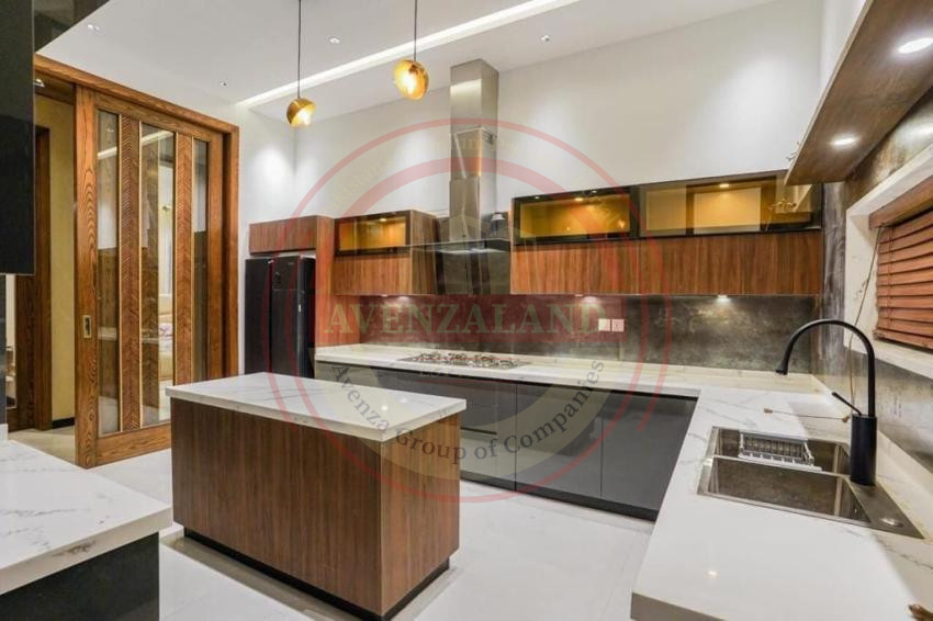 1 Kanal House For Sale in Baharia Town Lahore