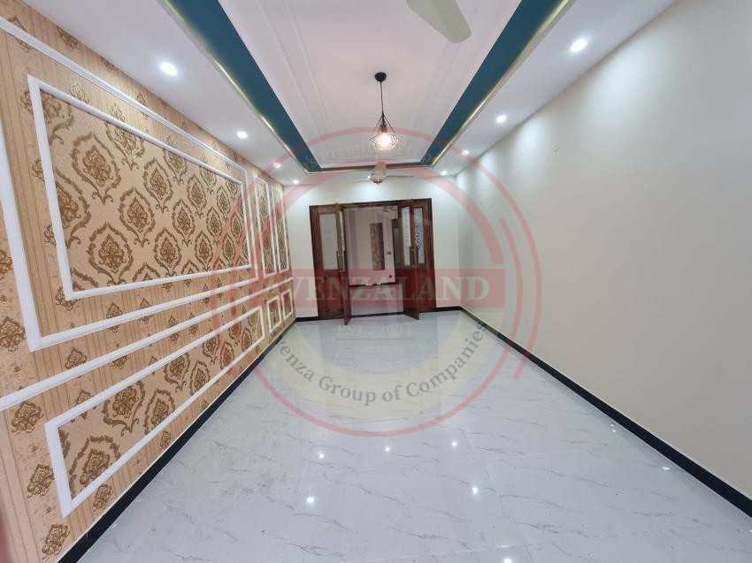 12 Marla Corner House For Sale 