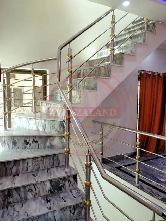10 Marla House Available For Sale In Central Park Housing Scheme Lahore