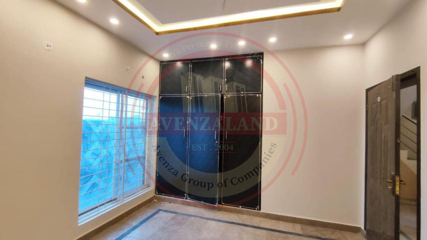 5 Marla House For sale in central park housing scheme Lahore