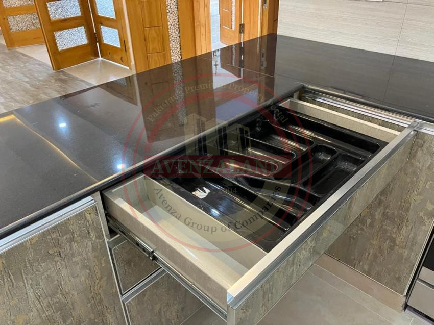 10 Marla House Available For Sale In Bahria Town Phase 8 Rawalpindi