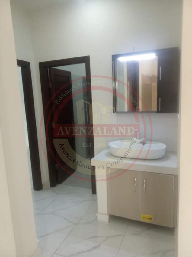 10 Marla House For Sale In Wapda City, Faisalabad