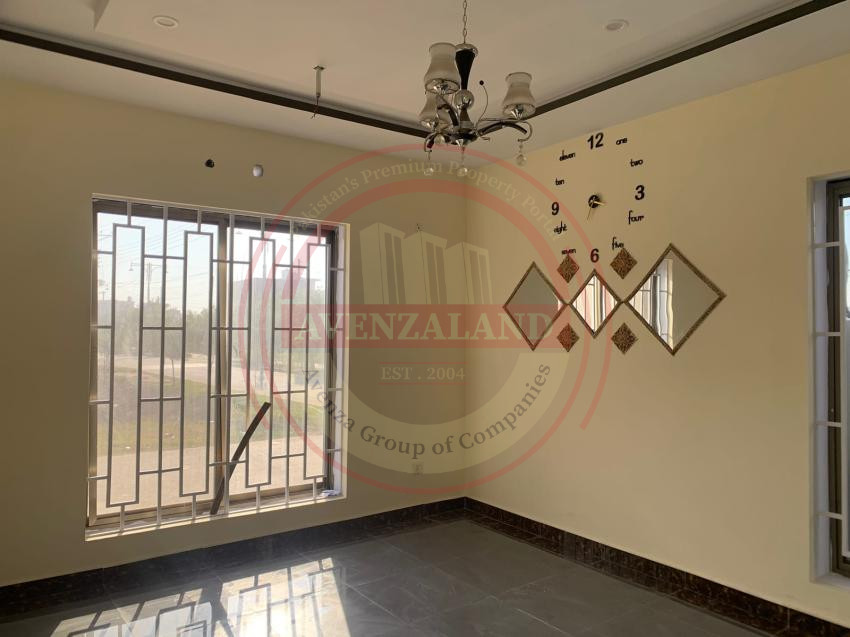 8 Marla Corner House For Sale New Satellite Town Sargodha