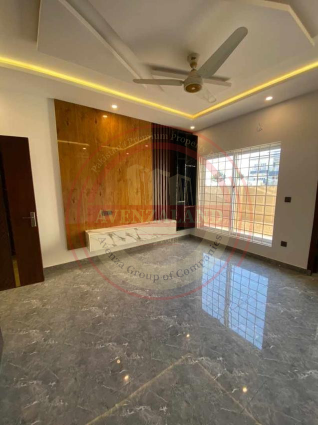 10 Marla House Available For Sale In Bahria Town Phase 2 Rawalpindi