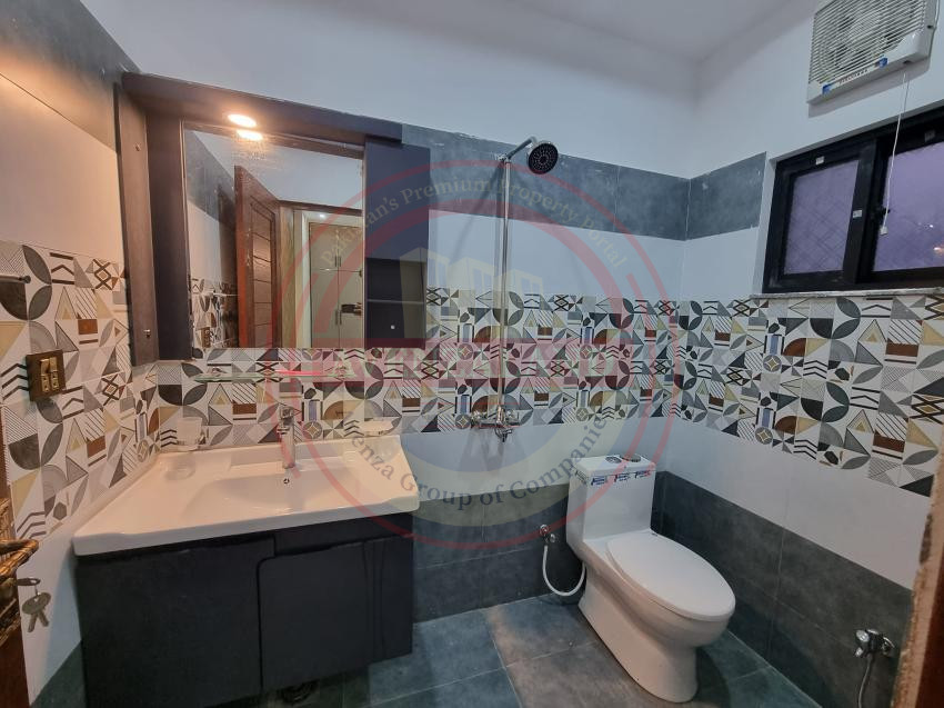12 Marla House For Sale in Lahore