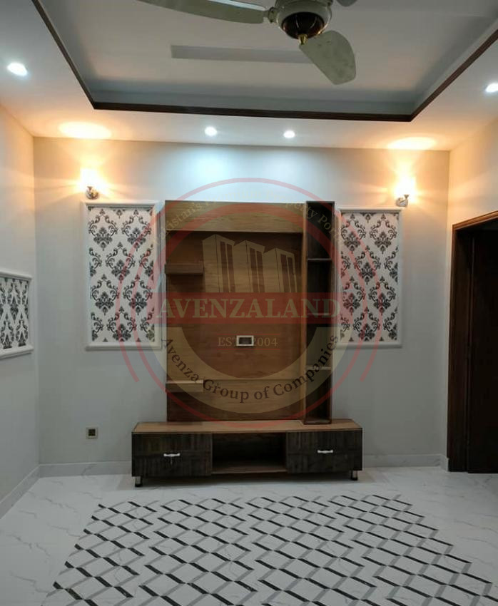 7 Marla House For Sale  In Lake City
