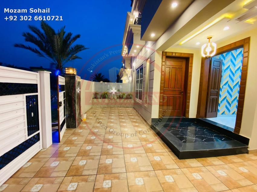 10 Marla House in Bahria Town Lahore