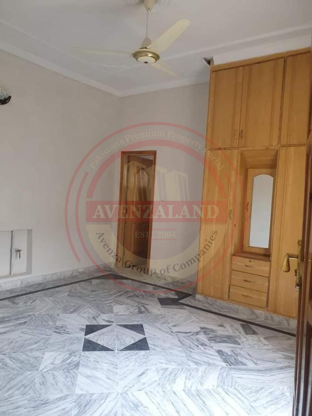 7  Marla  house Available for sale  in Airport housing society Rawalpindi