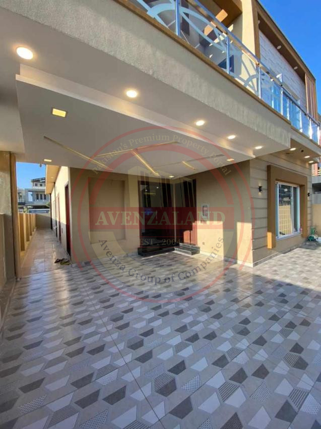 10 Marla House For Sale In Bahria Town Rawalpindi.