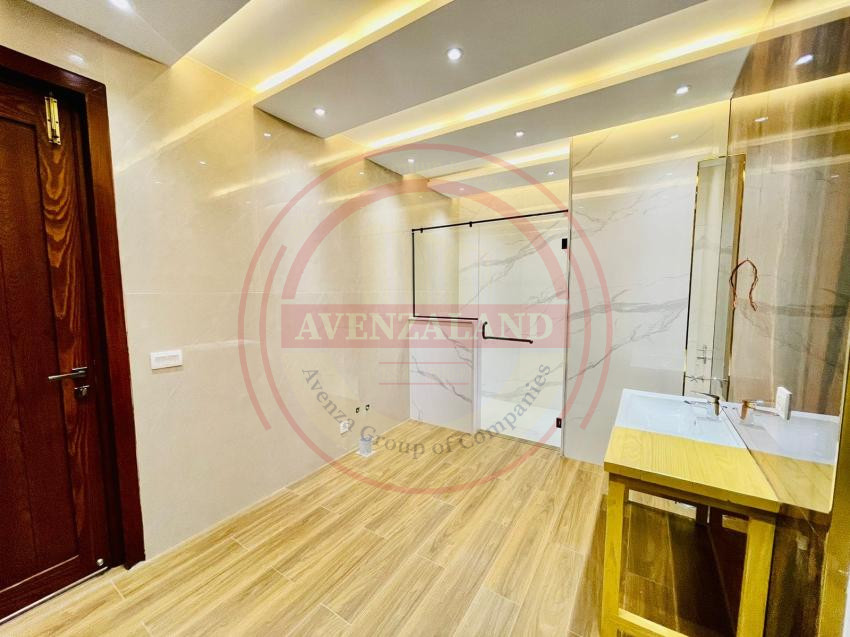 1 Kanal House Available For Sale In DHA Phase 7 Lahore