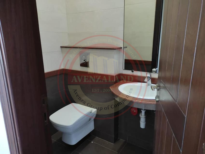 3 bed portion for rent Khayaban e Iqbal Karachi
