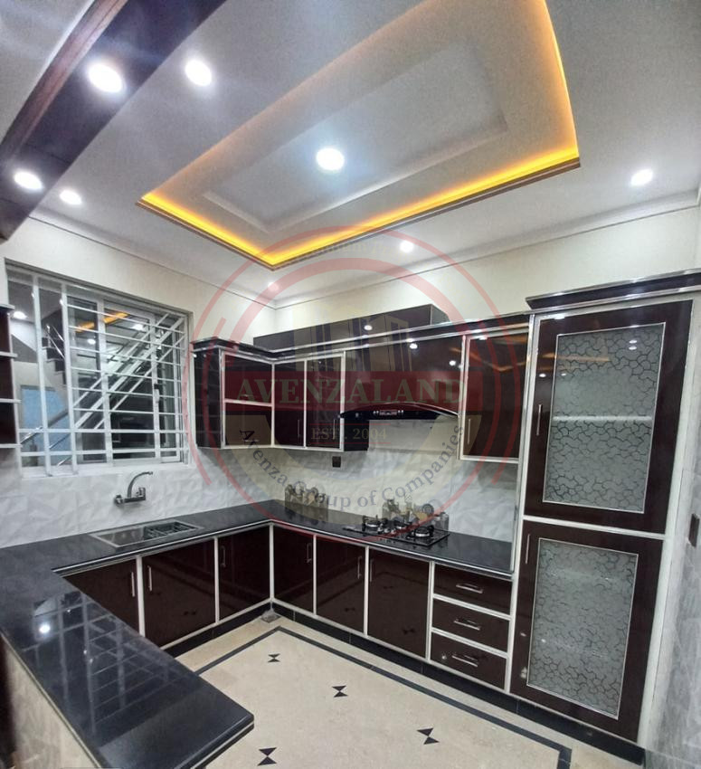 1 KANAL  HOUSE FOR SALE IN PGECHS PHASE 2 COLLEGE ROAD LAHORE