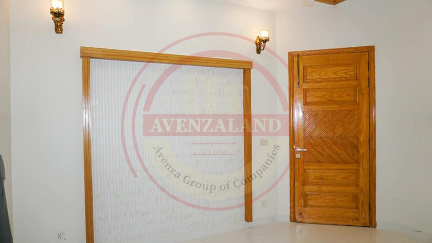 10 Marla Modern House For Sale in Jasmine Block Sector C Bahria Town Lahore