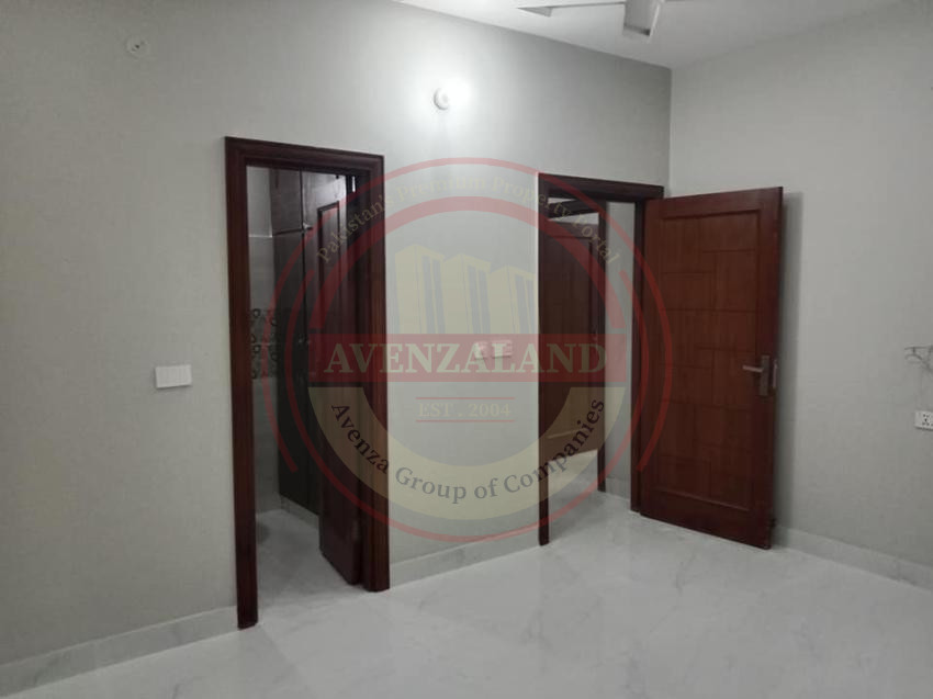7 Marla House Available For Sale in P-134 Ali Block Gulshan Madina Phase-1 Sargodha road Faisalabad