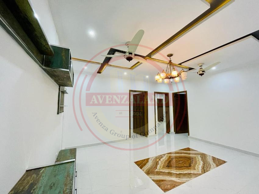 10 Marla House Available For Sale In Bahria Town Phase 8 Rawalpindi