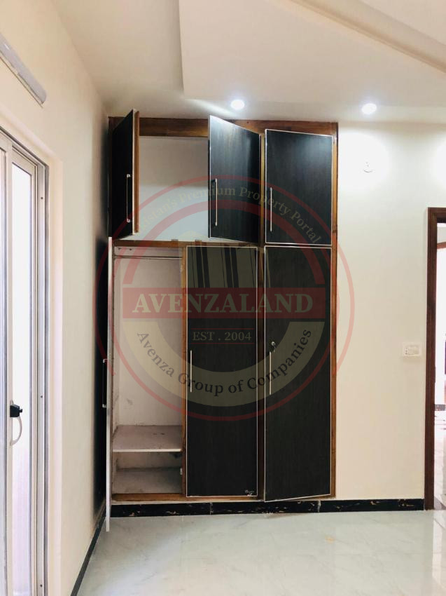 7.5 Marla House Available For Sale At Royal Villas City, Small Canal Road Faislabad