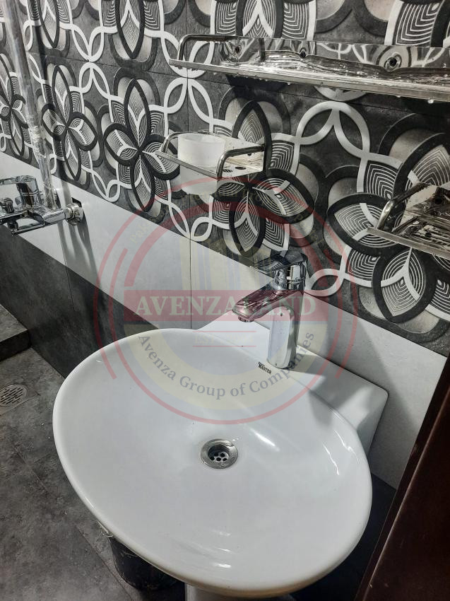 3 Marla House Available For Sale in Baghbanpura college road Farnes street Lahore