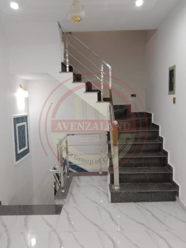 5 Marla House For Sale In Park View City Lahore.