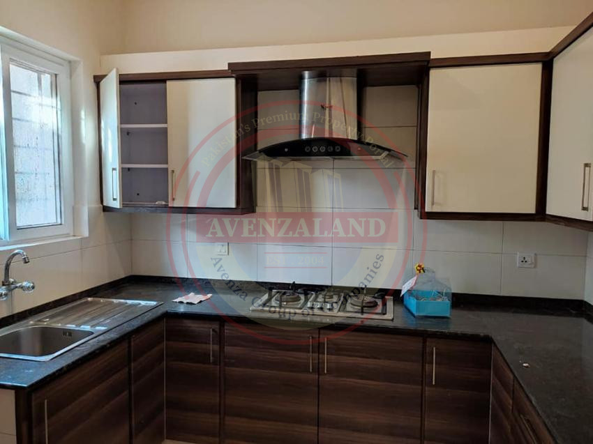 3 bed portion for rent Khayaban e Iqbal Karachi