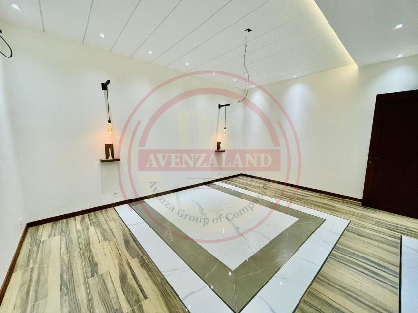 1 Kanal House Available For Sale In DHA Phase 7 Lahore