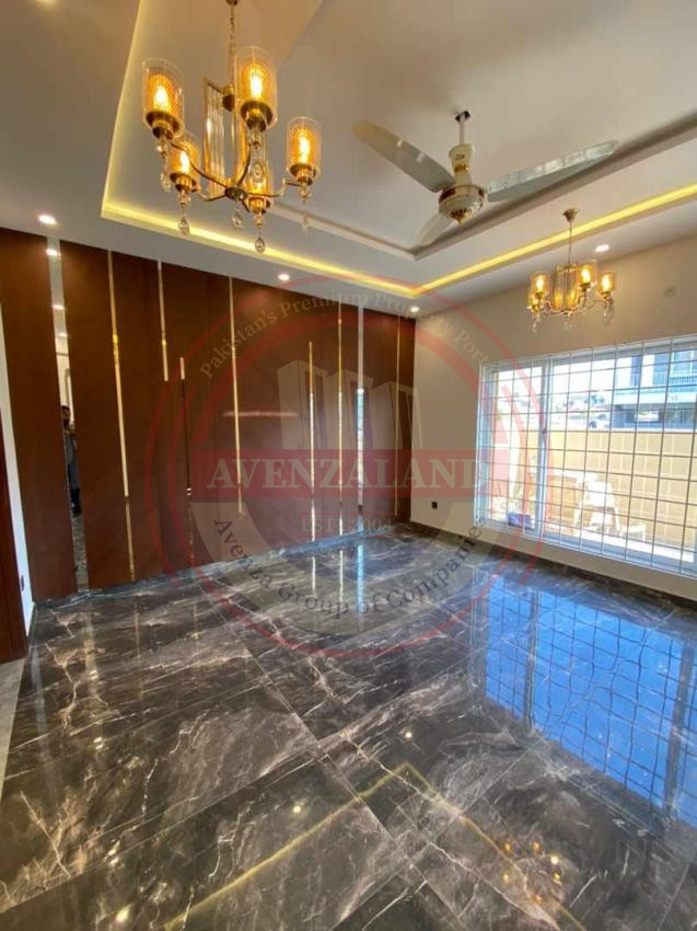 10 Marla House Available For Sale In Bahria Town Phase 2 Rawalpindi